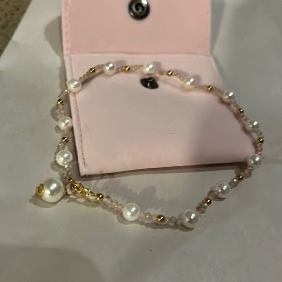 24k Gold Plated Bracelet - Picture 1 of 4